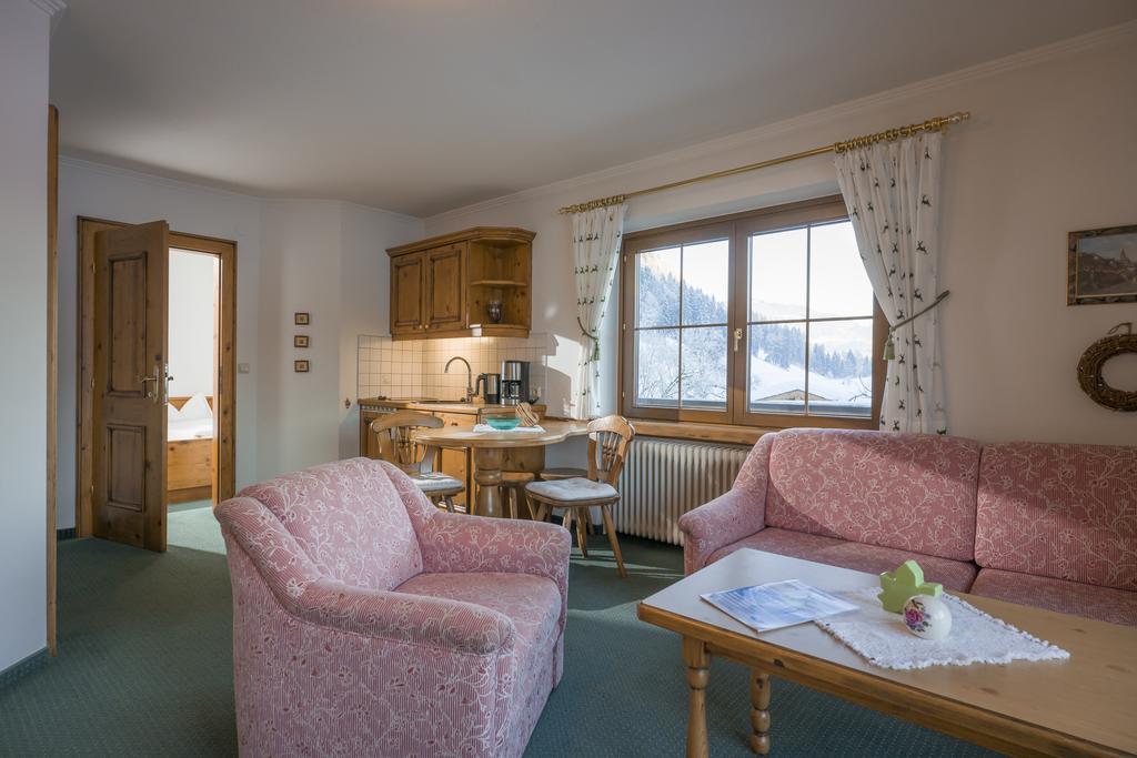 Landhaus Dax Affittacamere Kössen Esterno foto