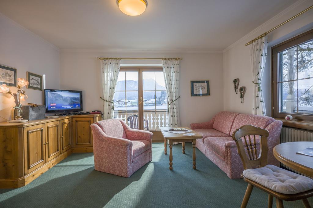 Landhaus Dax Affittacamere Kössen Esterno foto